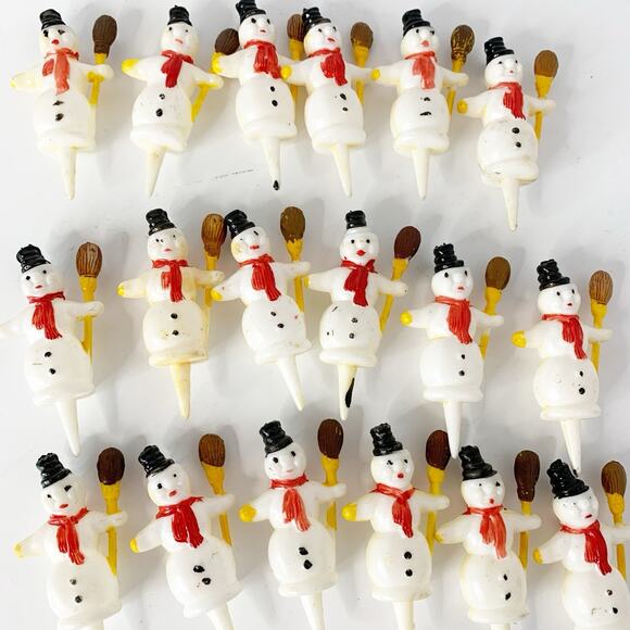 Vintage MCM Walbead plastic Snowman Cake Toppers Cupcake Picks Lot of 19 Winter - Picture 7 of 8
